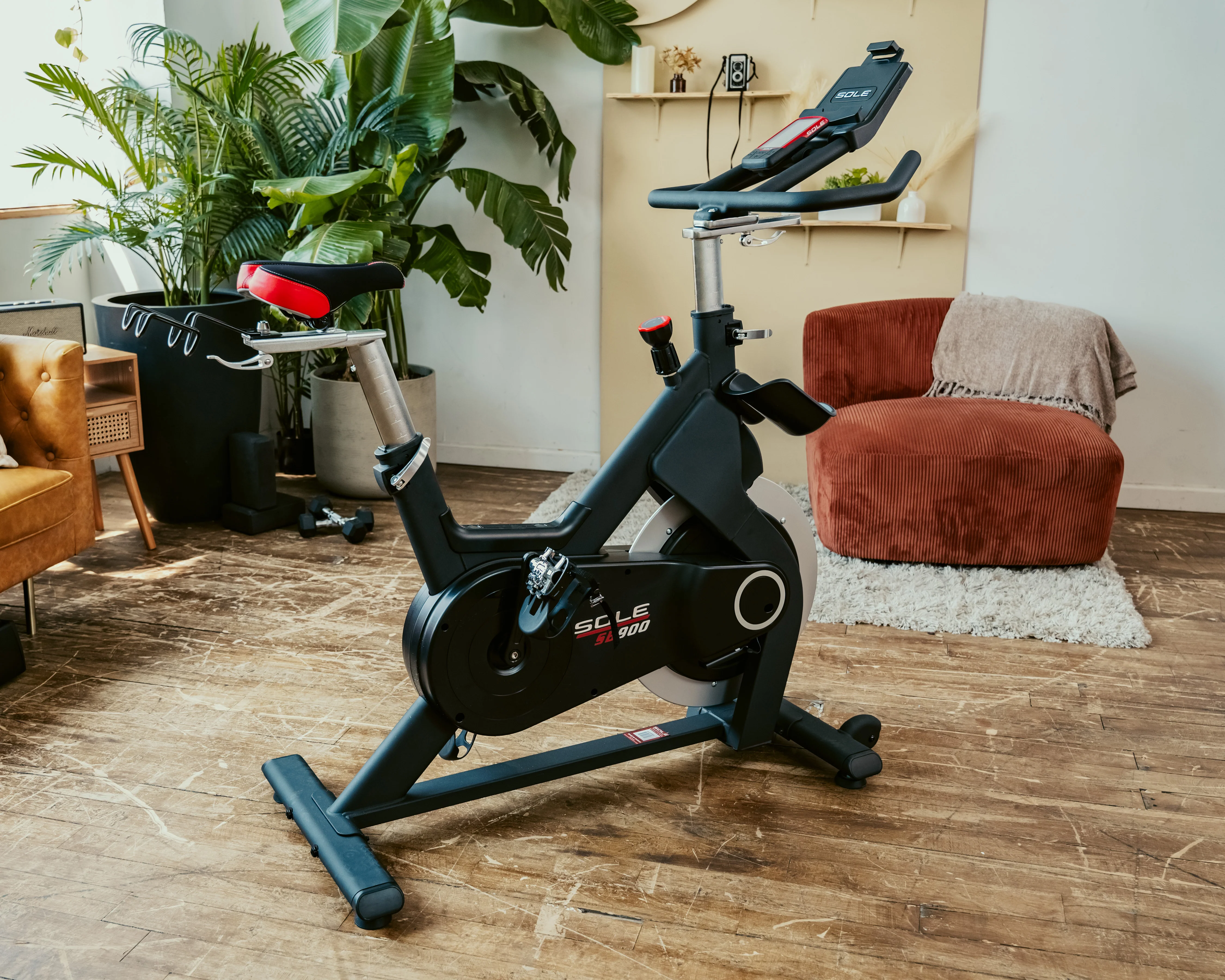 SOLE SB900 Exercise Bike - Image 38